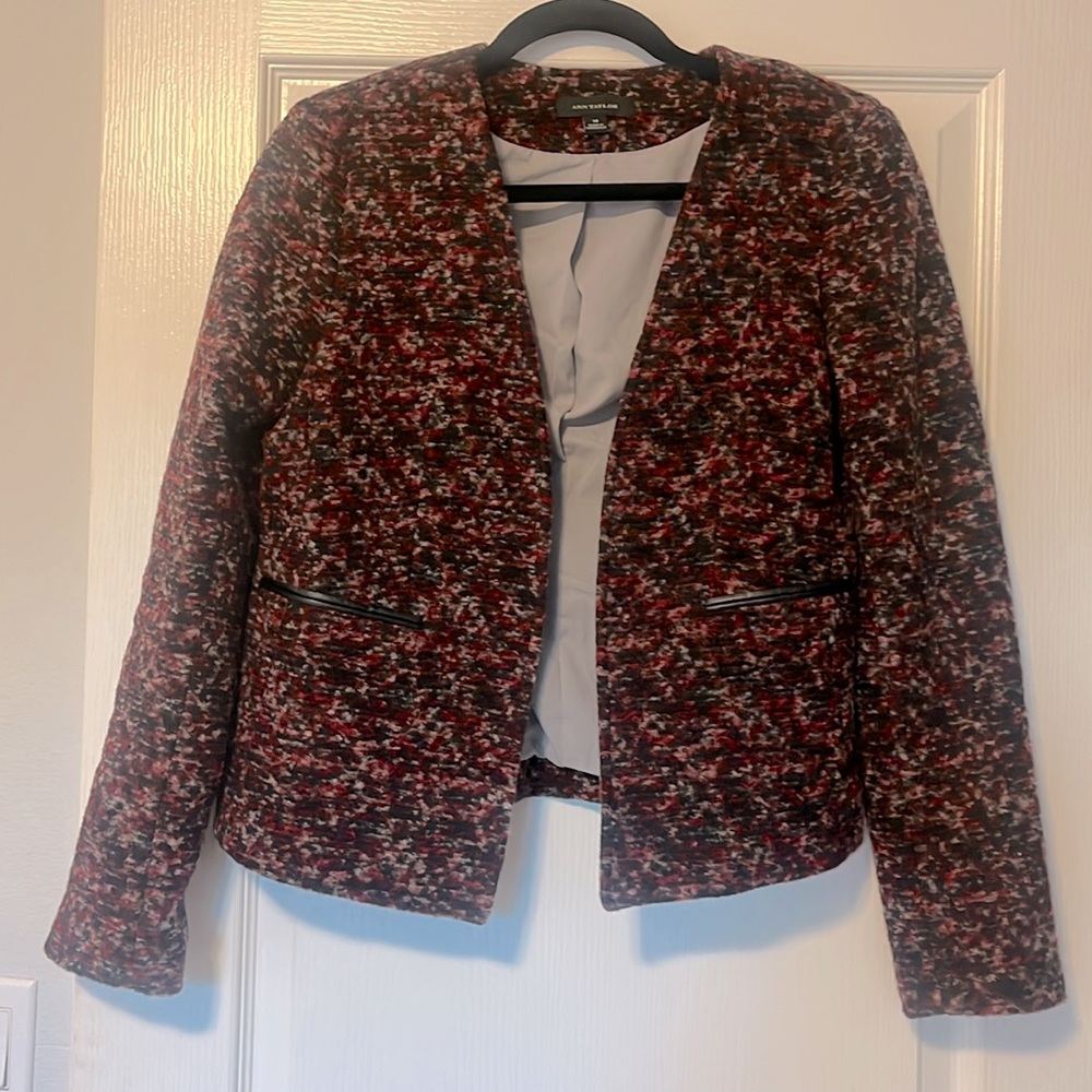 Gorgeous AT boucle women’s jacket - size M